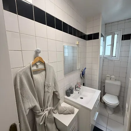 Cosy Apartment Paris